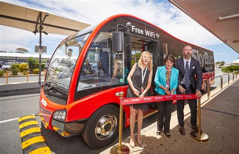 gold coast airport shuttle bus.